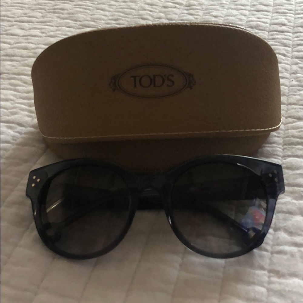 Tods sunglasses